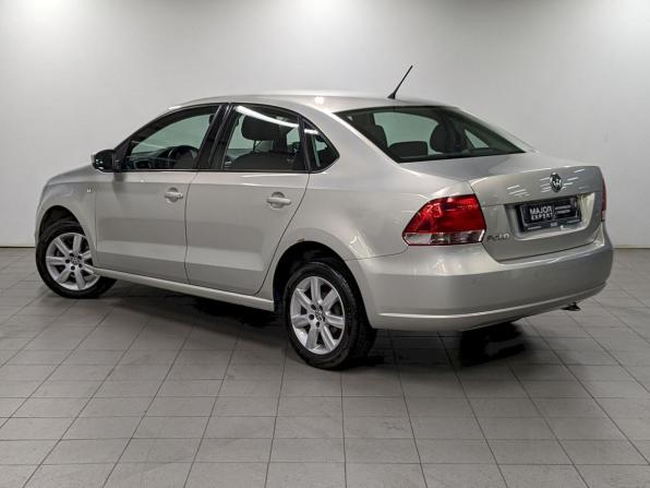 Volkswagen Polo V с пробегом 2014 года, цена 950 000 рублей, 93000 км, седан, Автокод Объявления