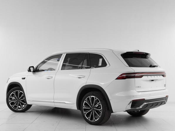 Geely Monjaro I Рестайлинг 2 с пробегом 2025 года, цена 4 350 000 рублей, 58 км, внедорожник, Автокод Объявления