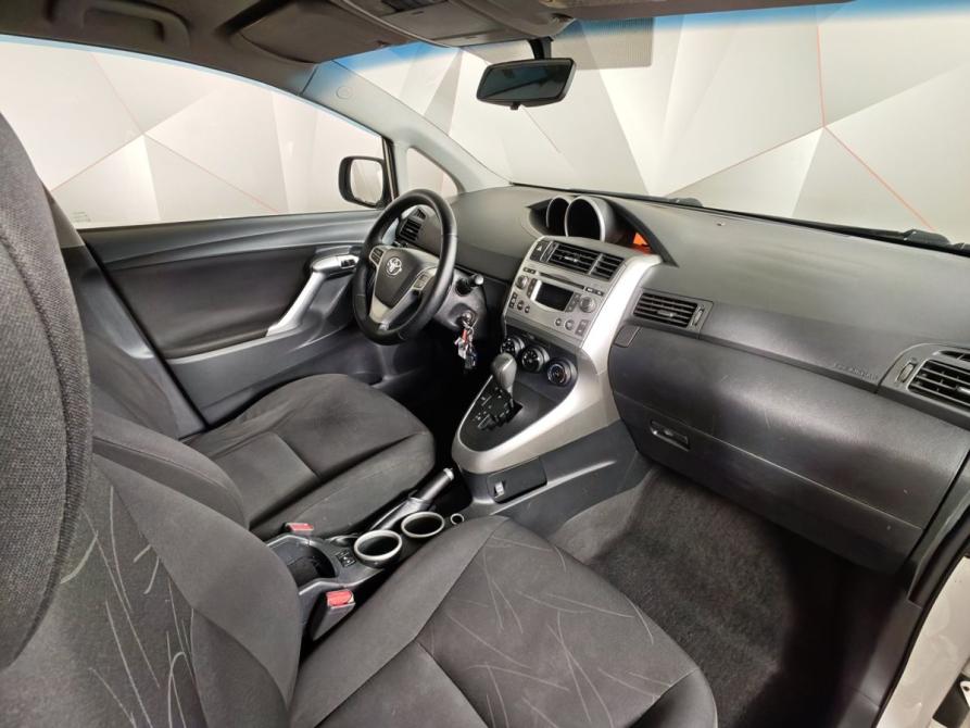 Toyota Verso I Москва  - изображение 12