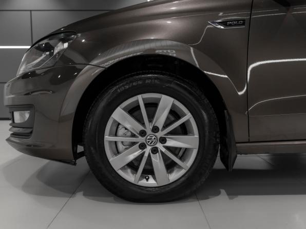 Volkswagen Polo V Рестайлинг с пробегом 2019 года, цена 1 420 000 рублей, 91946 км, седан, Автокод Объявления