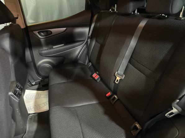 Nissan Qashqai II с пробегом 2018 года, цена 1 660 000 рублей, 132919 км, внедорожник, Автокод Объявления