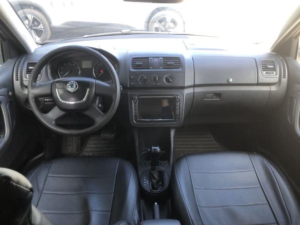 Skoda Fabia II Рестайлинг с пробегом 2012 года, цена 674 500 рублей, 176275 км, хэтчбек, Автокод Объявления