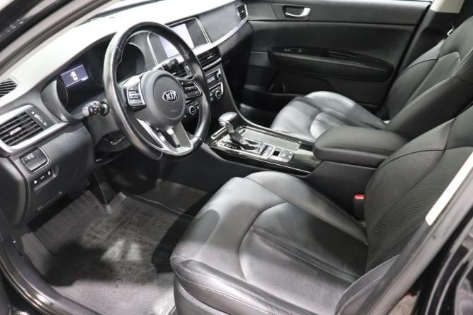 Kia Optima IV Рестайлинг с пробегом 2019 года, цена 1 985 000 рублей, 67801 км, седан, Автокод Объявления