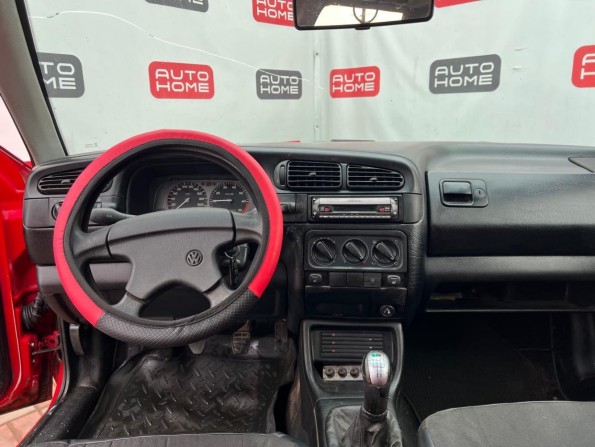 Volkswagen Vento с пробегом 1992 года, цена 119 900 рублей, 250000 км, седан, Автокод Объявления