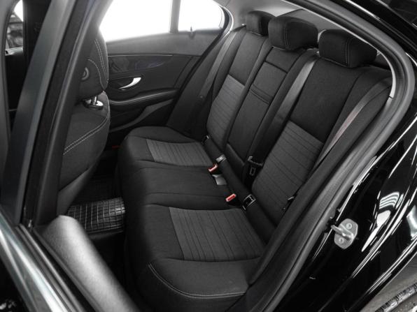 Mercedes-Benz C-Класс IV (W205) Рестайлинг с пробегом 2019 года, цена 2 489 000 рублей, 130372 км, седан, Автокод Объявления
