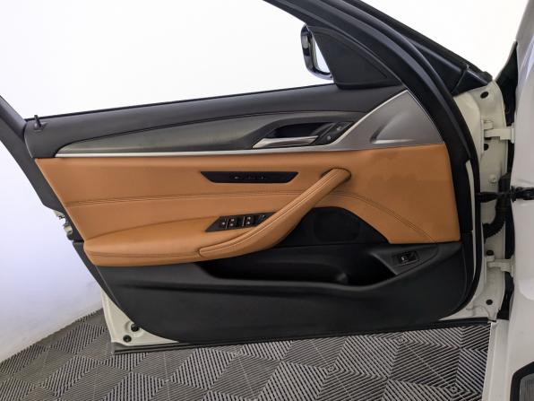 BMW 5 серии VII (G30/G31/G38) Рестайлинг с пробегом 2021 года, цена 5 330 000 рублей, 52720 км, седан, Автокод Объявления