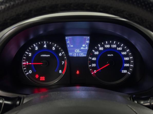 Hyundai Solaris I с пробегом 2013 года, цена 780 000 рублей, 131000 км, седан, Автокод Объявления