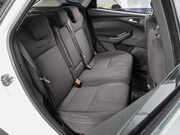 Ford Focus III с пробегом 2015 года, цена 899 000 рублей, 142157 км, хэтчбек, Автокод Объявления