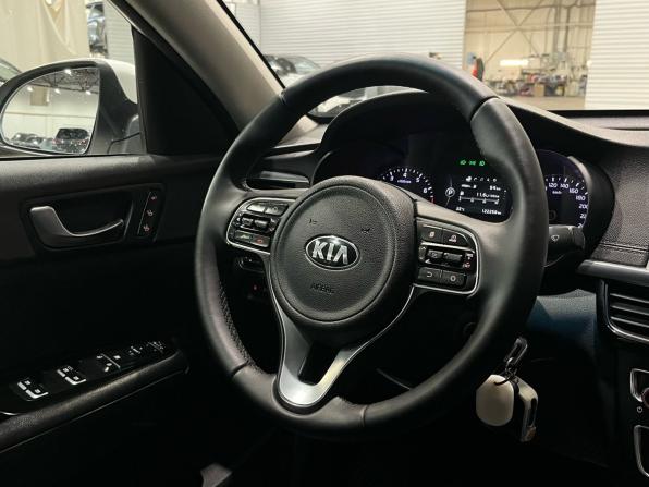 Kia Optima IV с пробегом 2017 года, цена 1 649 000 рублей, 122254 км, седан, Автокод Объявления