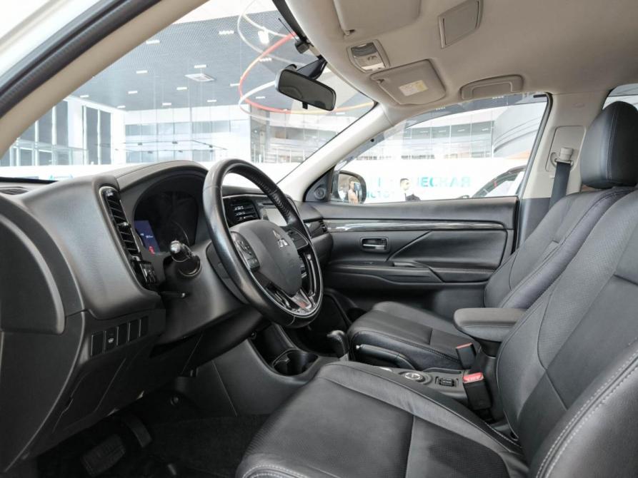 Mitsubishi Outlander III Рестайлинг 2 Казань  - изображение 20