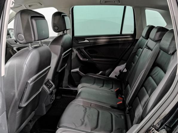 Volkswagen Tiguan II с пробегом 2018 года, цена 3 050 000 рублей, 84489 км, внедорожник, Автокод Объявления