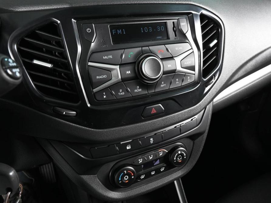 Lada (ВАЗ) Vesta I Ростов-на-Дону  - изображение 13