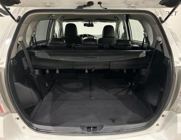 Toyota Verso I с пробегом 2012 года, цена 829 000 рублей, 294213 км, компактвэн, Автокод Объявления