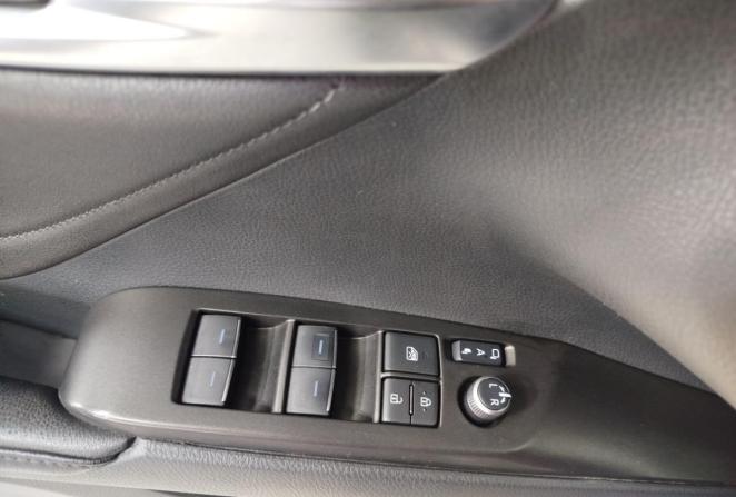 Toyota Camry VIII (XV70) Рестайлинг с пробегом 2021 года, цена 4 100 000 рублей, 48449 км, седан, Автокод Объявления