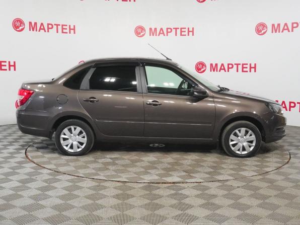 Lada (ВАЗ) Granta I Рестайлинг с пробегом 2022 года, цена 778 000 рублей, 63796 км, седан, Автокод Объявления