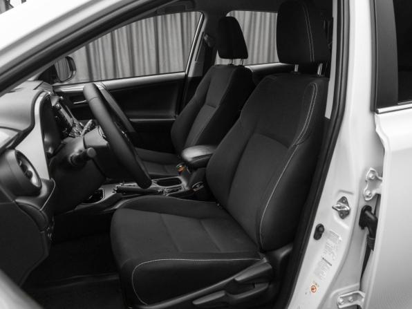 Toyota RAV4 IV (XA40) Рестайлинг с пробегом 2017 года, цена 2 450 000 рублей, 146102 км, внедорожник, Автокод Объявления