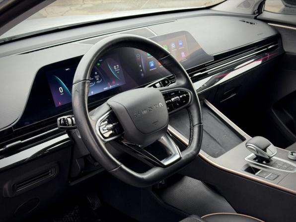 Omoda C5 I с пробегом 2023 года, цена 1 750 000 рублей, 55680 км, внедорожник, Автокод Объявления