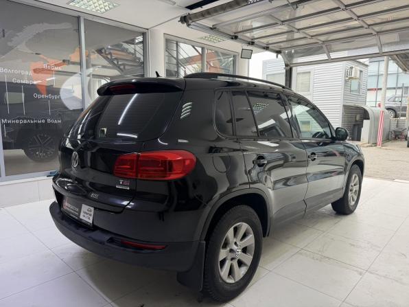 Volkswagen Tiguan I Рестайлинг с пробегом 2013 года, цена 1 369 000 рублей, 128560 км, внедорожник, Автокод Объявления