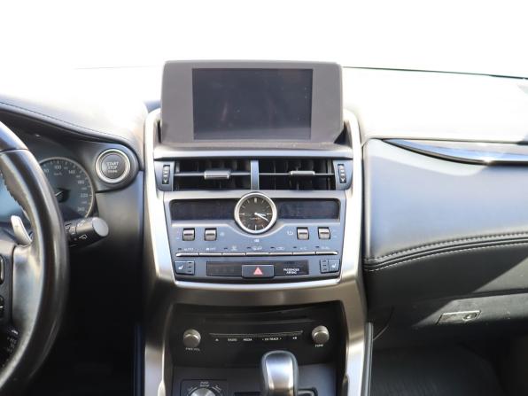 Lexus NX I Рестайлинг с пробегом 2020 года, цена 3 090 000 рублей, 236012 км, внедорожник, Автокод Объявления