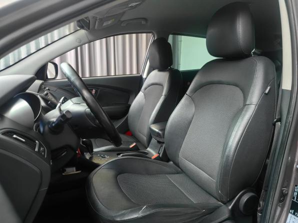 Hyundai ix35 I Рестайлинг с пробегом 2014 года, цена 1 190 000 рублей, 166961 км, внедорожник, Автокод Объявления
