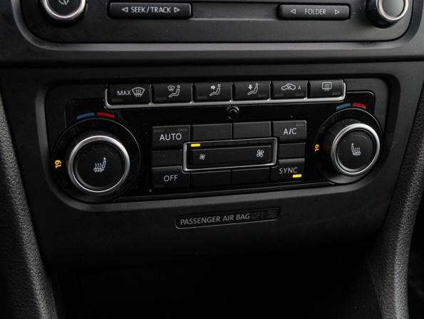 Volkswagen Golf VI с пробегом 2012 года, цена 990 000 рублей, 111047 км, хэтчбек, Автокод Объявления