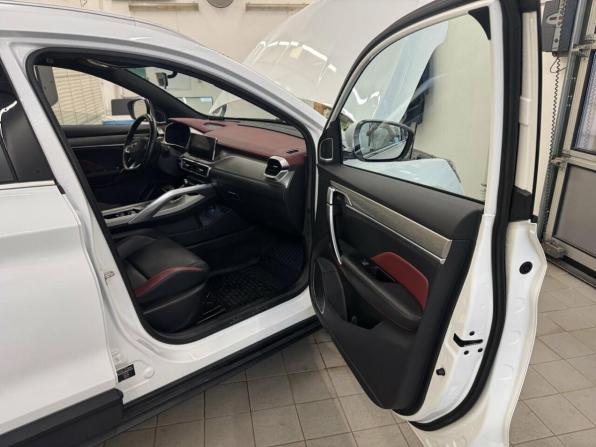 Geely Coolray I с пробегом 2023 года, цена 1 900 000 рублей, 29051 км, внедорожник, Автокод Объявления