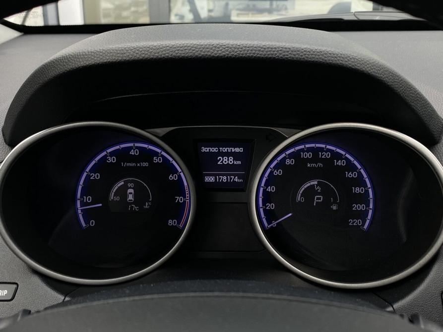 Hyundai ix35 I Москва  - изображение 24
