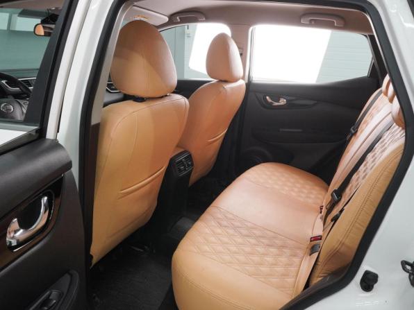 Nissan Qashqai II с пробегом 2018 года, цена 1 696 000 рублей, 145300 км, внедорожник, Автокод Объявления