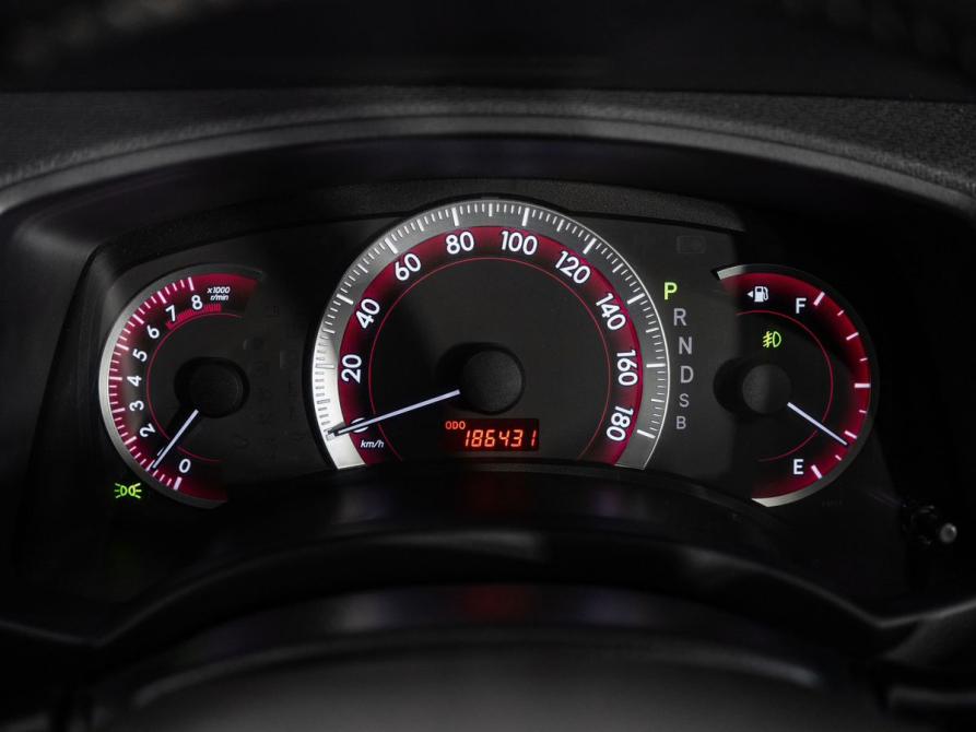 Toyota ISis I Рестайлинг Иркутск  - изображение 11