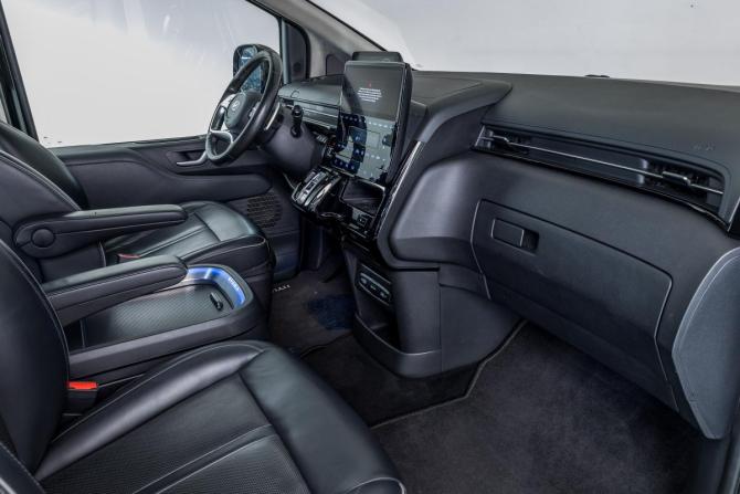 Hyundai Staria I с пробегом 2021 года, цена 4 089 000 рублей, 115000 км, минивэн, Автокод Объявления