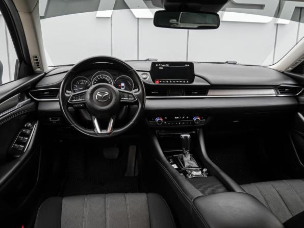 Mazda 6 III (GJ) Рестайлинг 2 с пробегом 2021 года, цена 2 592 070 рублей, 91939 км, седан, Автокод Объявления