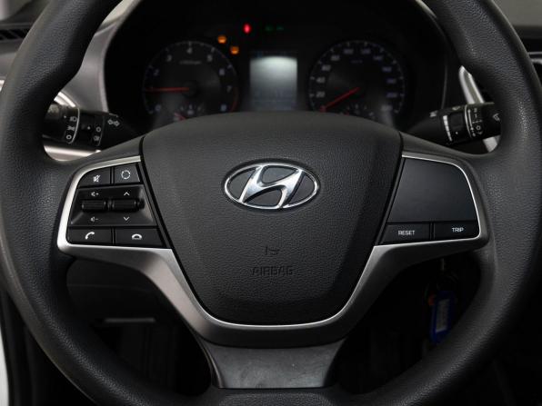 Hyundai Solaris II Рестайлинг с пробегом 2021 года, цена 1 485 000 рублей, 107691 км, седан, Автокод Объявления