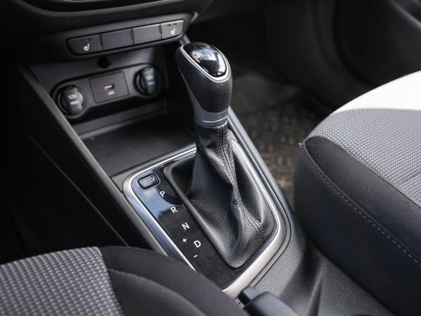 Hyundai Solaris II Рестайлинг с пробегом 2020 года, цена 1 169 000 рублей, 135120 км, седан, Автокод Объявления