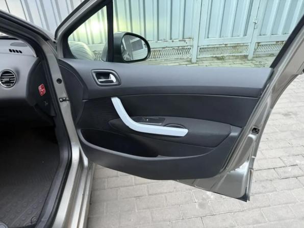 Peugeot 308 I с пробегом 2010 года, цена 435 000 рублей, 268530 км, хэтчбек, Автокод Объявления
