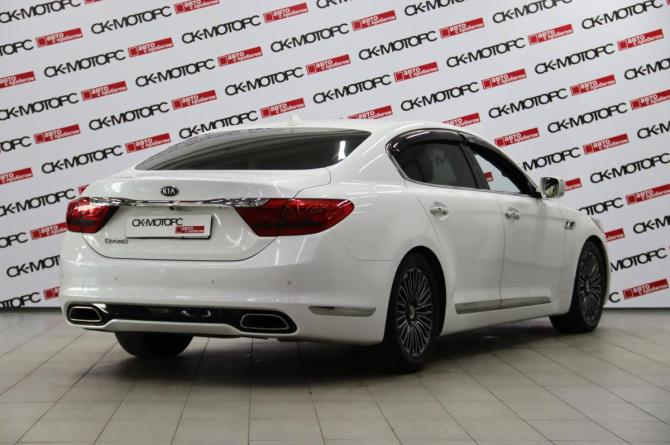 Kia Quoris I с пробегом 2013 года, цена 1 555 550 рублей, 181757 км, седан, Автокод Объявления