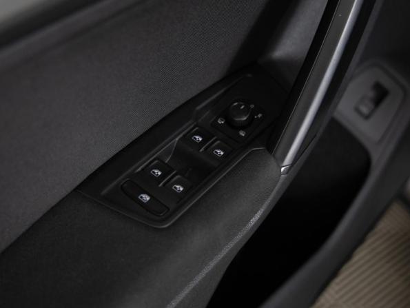 Volkswagen Tiguan II с пробегом 2020 года, цена 2 799 000 рублей, 75297 км, внедорожник, Автокод Объявления
