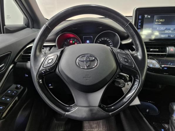 Toyota C-HR I с пробегом 2019 года, цена 2 440 000 рублей, 92844 км, внедорожник, Автокод Объявления