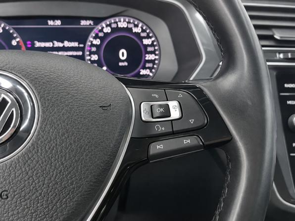 Volkswagen Tiguan II с пробегом 2018 года, цена 2 149 000 рублей, 195267 км, внедорожник, Автокод Объявления