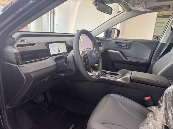 Toyota RAV4 VI (XA60) с пробегом 2026 года, цена 4 600 000 рублей, 54 км, внедорожник, Автокод Объявления