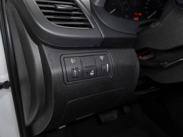 Hyundai Solaris I Рестайлинг с пробегом 2014 года, цена 745 000 рублей, 299030 км, седан, Автокод Объявления
