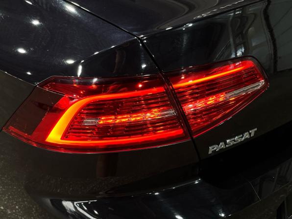 Volkswagen Passat B8 с пробегом 2017 года, цена 1 690 000 рублей, 191407 км, седан, Автокод Объявления