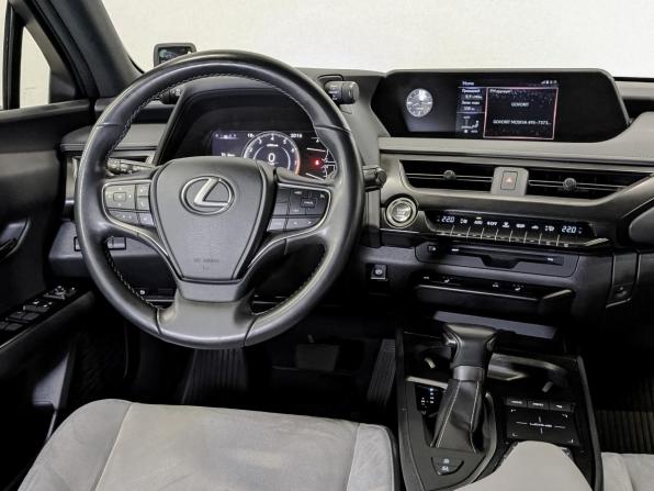 Lexus UX I с пробегом 2019 года, цена 3 300 000 рублей, 31277 км, внедорожник, Автокод Объявления