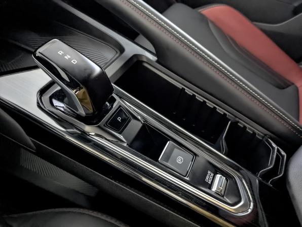 Geely Coolray I Рестайлинг с пробегом 2024 года, цена 2 150 000 рублей, 21436 км, внедорожник, Автокод Объявления