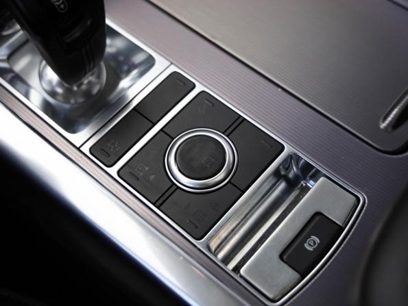 Land Rover Range Rover Sport II Рестайлинг с пробегом 2018 года, цена 3 999 000 рублей, 180917 км, внедорожник, Автокод Объявления