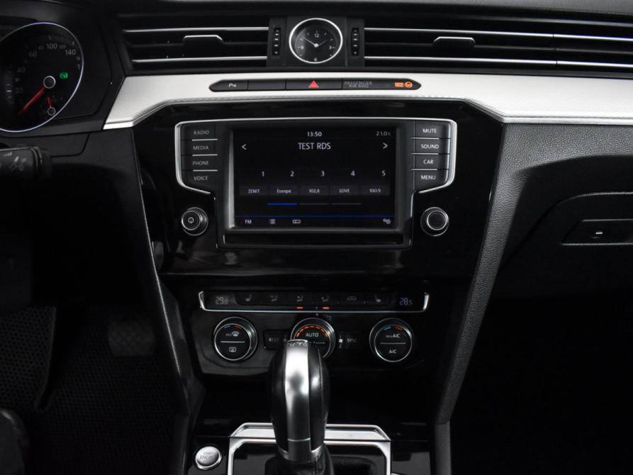 Volkswagen Passat B8 Санкт-Петербург  - изображение 17