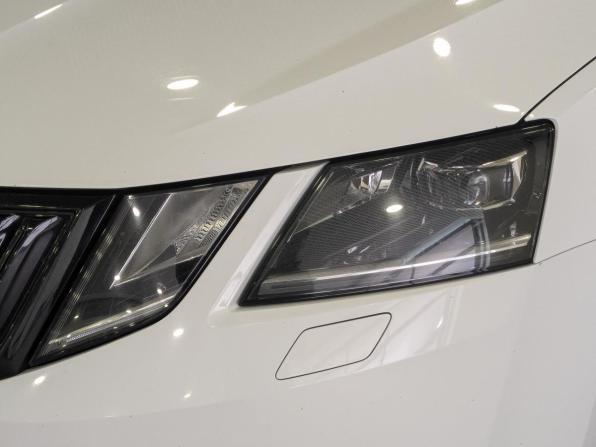 Skoda Octavia III (A7) Рестайлинг с пробегом 2020 года, цена 1 965 000 рублей, 137170 км, лифтбек, Автокод Объявления