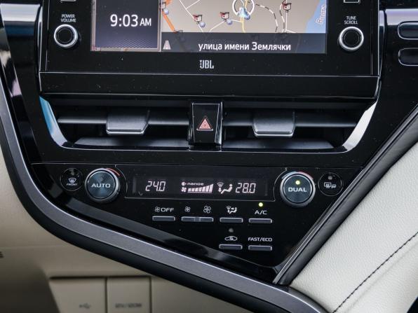 Toyota Camry VIII (XV70) Рестайлинг с пробегом 2021 года, цена 3 128 000 рублей, 71121 км, седан, Автокод Объявления