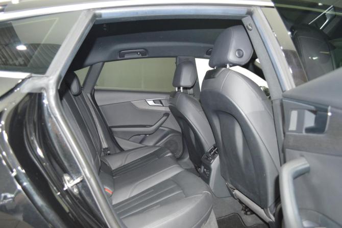 Audi A5 II (F5) с пробегом 2019 года, цена 2 850 000 рублей, 97000 км, лифтбек, Автокод Объявления