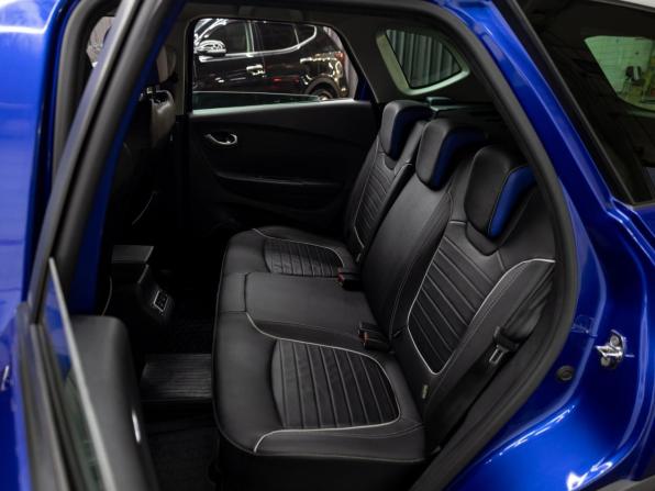 Renault Kaptur I Рестайлинг с пробегом 2021 года, цена 1 495 000 рублей, 129321 км, внедорожник, Автокод Объявления