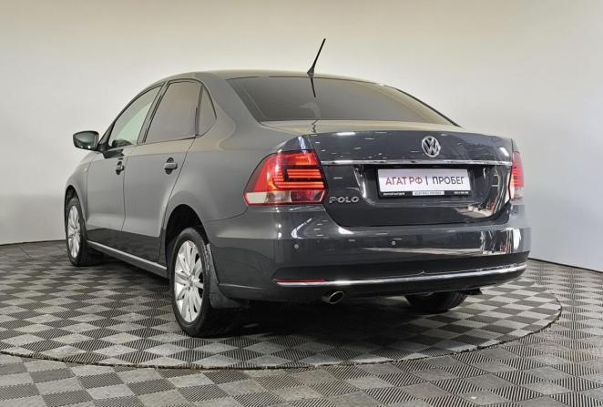 Volkswagen Polo V Рестайлинг с пробегом 2015 года, цена 940 000 рублей, 134680 км, седан, Автокод Объявления